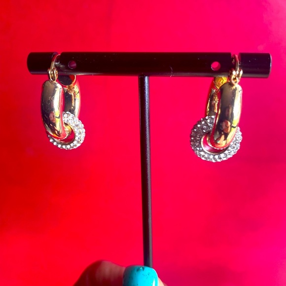 Jewelry - Versatile 1-inch hinge Gold Hoops with (removable crystals) Earrings